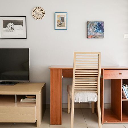 Lovely Bedroom In Shared Apartment Oroklini 외부 사진